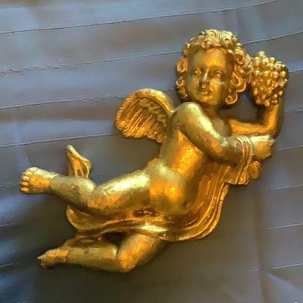 Burnished Gold Plaster Angel Wall Decor 7.5” x 4”